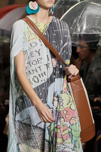 Look 128